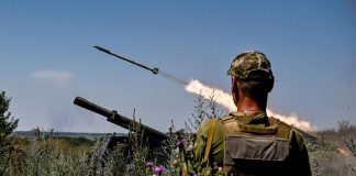 Kim conta primi morti in Ucraina, iniziata la battaglia con soldati di Kiev