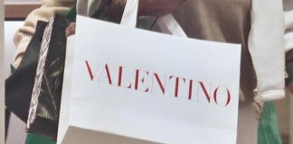 Furto nella boutique Valentino a Roma, rubate borse per 140mila euro