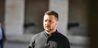 Ucraina, Zelensky: “Russia avanza e Corea attaccherà: alleati restano a guardare”