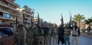 Siria nel caos, insorti annunciano controllo di Aleppo e entrata ad Hama