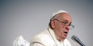 Papa “Cessi il fuoco su fronti di guerra, quanta crudeltà a Gaza”