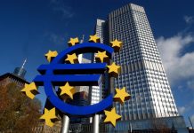 La Bce lascia fermi i tassi, economia dell’Eurozona continua a crescere