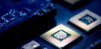 Usa, nuova stretta sull’export di chip ma per Pechino è “abuso di controllo”
