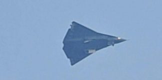 Cina, ecco il nuovo super-jet di Pechino: il debutto del caccia ‘invisibile’ – Video