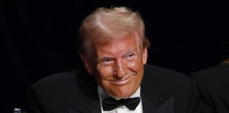 Trump contro tutti, niente sconti sui dazi: messaggio di fuoco ai Brics