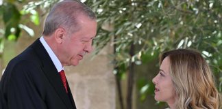 Siria, Erdogan a Meloni: “L’aggressione di Israele non contribuisce alla stabilità”
