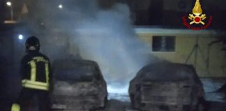 Auto a fuoco nella notte di Natale a Reggiolo