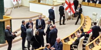 Georgia, l’ex calciatore Mikheil Kavelashvili eletto Presidente