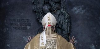 Giubileo, aperta Porta Santa a San Giovanni in Laterano