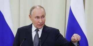 Afghanistan, Putin firma disegno di legge per riconoscere i Talebani