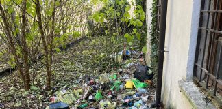 Ostiglia, ancora rifiuti all’ex Punto 035. Barberio: “Partite le denunce, installeremo fototrappole”