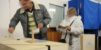 Romania di nuovo al voto, urne aperte per le presidenziali tra polemiche e incertezze