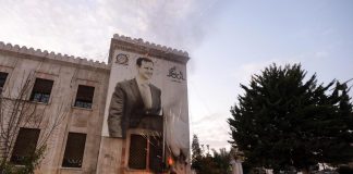 Siria, jihadisti avanzano verso Damasco: conquistato il distretto di Rasten