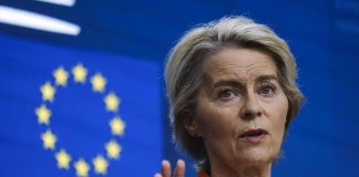 Migranti, von der Leyen: “Discutiamo hub rimpatri in Paesi extra Ue”