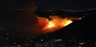 Incendi a Los Angeles, almeno 5 morti. Biden cancella viaggio in Italia