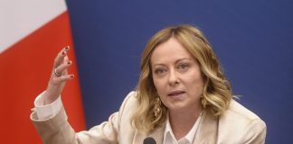 Governo, Meloni “No al rimpasto”