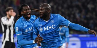 Napoli vince 2-1 in rimonta, primo stop Juve in campionato