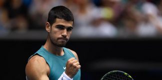 Australian Open, finisce la favola Passaro. Avanti Alcaraz e Djokovic