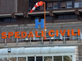 Castiglione, investiti da acqua bollente mentre lavorano: due operai in ospedale
