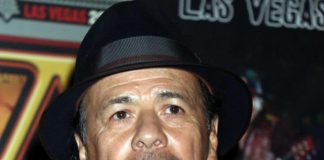 Carlos Santana si è rotto un dito e deve cancellare i concerti