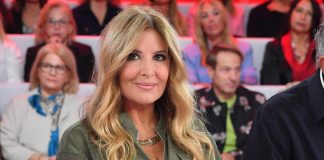 Genitori influencer, Lucarelli: “Servono più regole, tanti monetizzano sui figli”