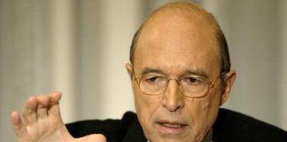 Grecia, morto l’ex premier Simitis