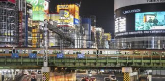 Attacco con martello in università Tokyo, 8 feriti: fermata studentessa