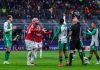 Rosso a Theo Hernandez e Milan eliminato, passa il Feyenoord