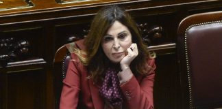 Santanchè, la Camera respinge la mozione di sfiducia