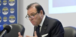 Rottamazione cartelle, Fratelli d’Italia apre a proposta Salvini: “Ma c’è problema risorse”