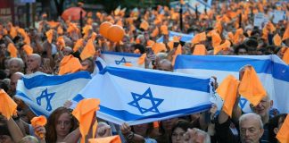 Accordo Israele-Hamas per consegna corpi 4 ostaggi. Trattative in corso per altri rilasci