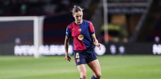 Tocca un’avversaria nelle parti intime: bufera su calciatrice del Barcellona