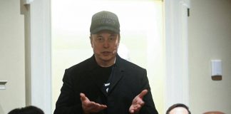 Musk debutta al governo: “Con Trump per salvare Usa da bancarotta”