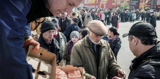 Ucraina, Zelensky: “Attacco drone russo a Mykolaiv, in 100.000 al gelo”