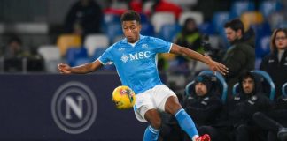 Napoli, infortunio per Neres: c’è lesione, a rischio la sfida con l’Inter