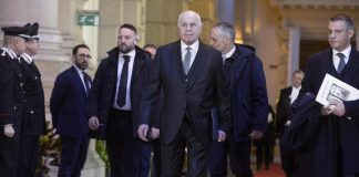 Almasri, opposizioni non mollano: mozione di sfiducia a Nordio. FdI: “Rito ridicolo e stanco”
