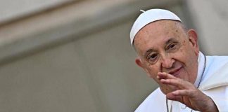 Papa, Vaticano: “Ulteriore miglioramento, rientrata insufficienza renale”