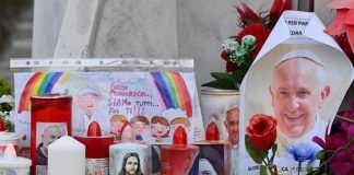 Papa Francesco, Vaticano: “Migliora, ma necessari altri giorni per sciogliere prognosi”