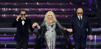Sanremo, il Festival di Conti: dal Papa a Jovanotti, il film della prima serata