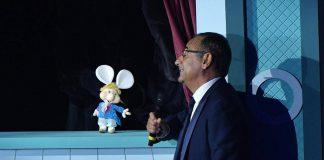 Sanremo 2025, i duetti: dalla magia Lucio Corsi-Topo Gigio all’enigma in barre di Fedez