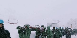 India, almeno 41 operai intrappolati sotto una valanga nell’Himalaya