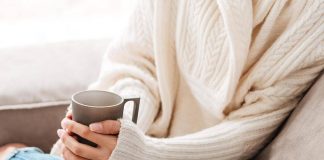 Sanremo, dieta salva-voce: “Zenzero, agrumi e kiwi, no caffè e bevande gassate”
