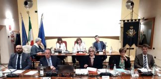 Suzzara, caso Nazir: nuove polemiche per la sua decisione di restare in Consiglio