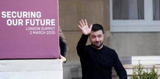 Ucraina, Zelensky: “Usa importanti, pronto a firmare accordo con Trump”