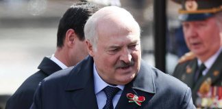 L’idea di Lukashenko: “Alleanza Russia-Usa per fermare guerre nel mondo”