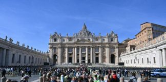 Papa Francesco, messaggio dal Gemelli all’Angelus: “Grazie per l’affetto e arrivederci”
