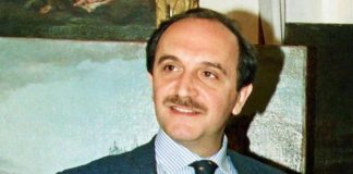 Nicola Calipari, chi era lo 007 che morì durante la liberazione di Giuliana Sgrena