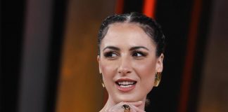 Ema Stokholma a Verissimo, chi è la conduttrice radiofonica ospite oggi 29 marzo