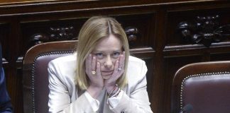 Ue, Meloni attacca su Ventotene. Opposizioni: “Oltraggio”