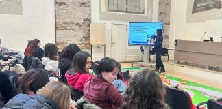 Sicurezza stradale, i ragazzi del Liceo Virgilio a lezione dalla Polizia Locale